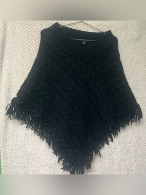 Banana Republic Black Fringe Poncho Lambs Wool Layering Piece Womens Sz M/L